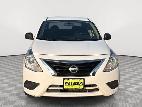 Used 2015 Nissan Versa S Plus FWD image 2