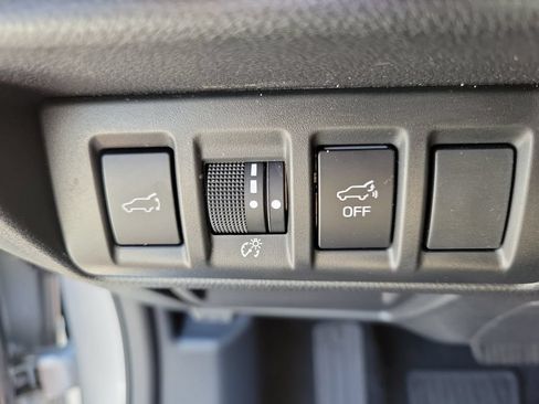 Used 2025 Subaru Outback Limited AWD/4WD image 22