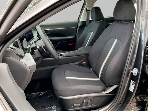 Certified 2026 Hyundai Sonata SEL FWD image 8