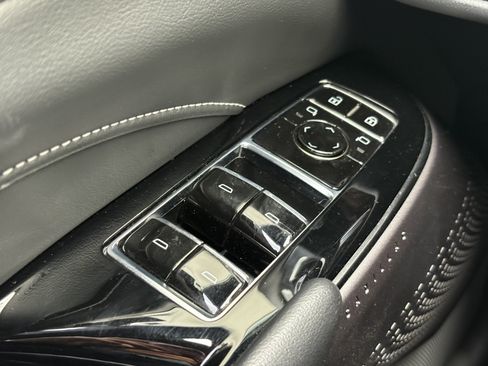 Certified 2024 Cadillac Lyriq Tech AWD/4WD image 31