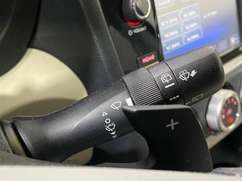 Used 2015 Subaru Crosstrek 2.0i Premium w/ Moonroof Package AWD/4WD image 19
