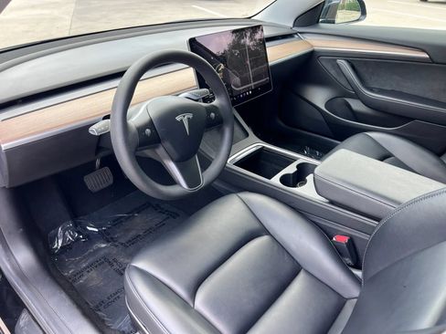 Used 2021 Tesla Model 3 Standard Range Plus RWD image 10