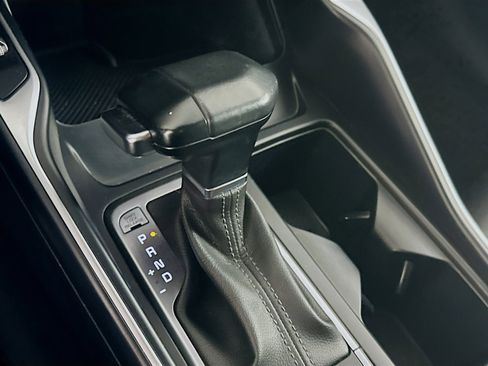 Used 2024 Kia Sorento S image 25