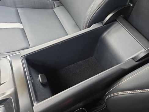 Used 2025 Toyota Camry LE image 22