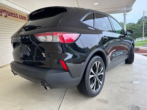 Used 2022 Ford Escape SE w/ SE Sport Appearance Package FWD image 6