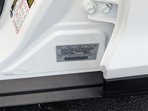 New 2025 Nissan Kicks Play S image 24