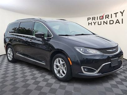 Used 2019 Chrysler Pacifica Touring-L Plus w/ Advanced Safetytec Group