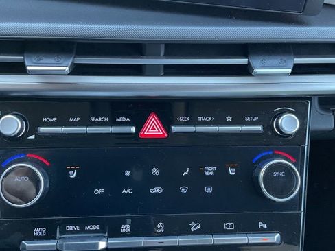 Used 2024 Hyundai Santa Fe SEL image 21