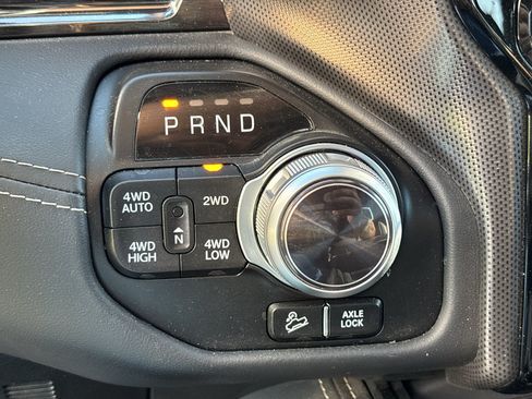 Used 2022 RAM 1500 Limited w/ Off Road Group AWD/4WD image 27
