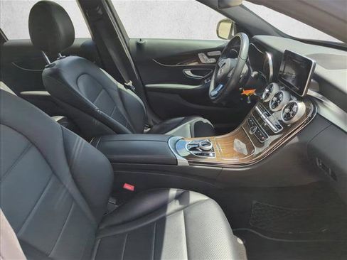 Used 2018 Mercedes-Benz C 300 Sedan image 23