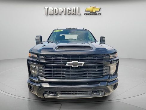 New 2026 Chevrolet Silverado 2500 Custom w/ Custom Value Package AWD/4WD image 8