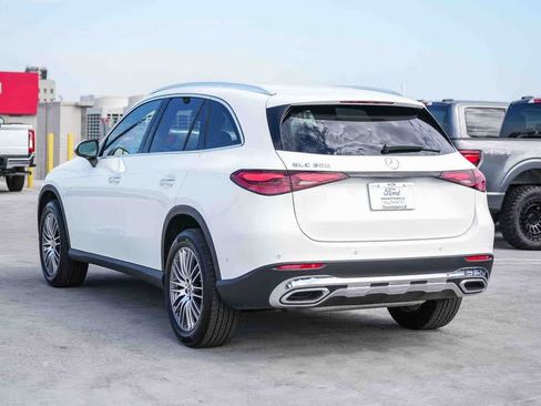 Used 2026 Mercedes-Benz GLC 300 image 8