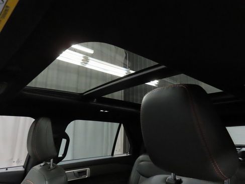 Used 2023 Ford Explorer Timberline w/ Timberline Technology Package image 27