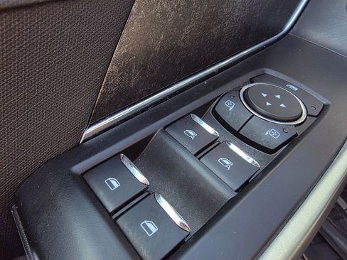 Used 2024 Ford F150 Lightning Flash image 12