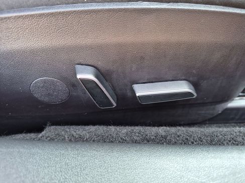 Used 2023 Tesla Model 3 Standard Range RWD image 38