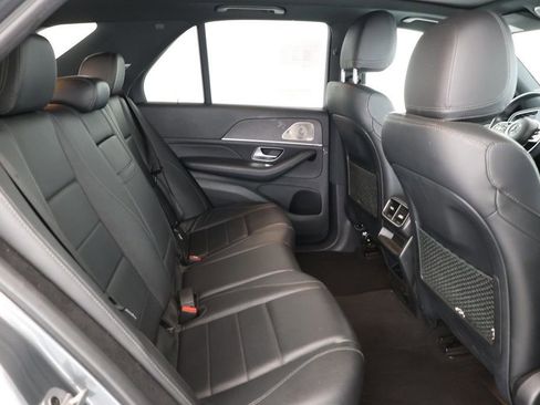 Used 2022 Mercedes-Benz GLE 350 4MATIC image 21