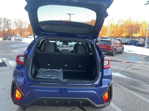 Used 2025 Subaru Crosstrek 2.0i Premium image 25