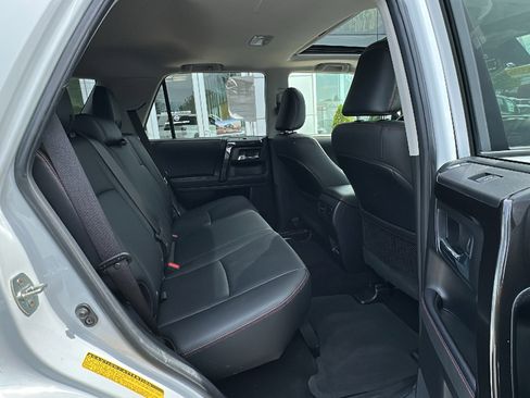 Used 2024 Toyota 4Runner TRD Off-Road Premium w/ Off Road Premium Plus Package AWD/4WD image 26