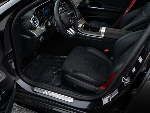 Used 2024 Mercedes-Benz C 43 AMG 4MATIC Sedan image 32