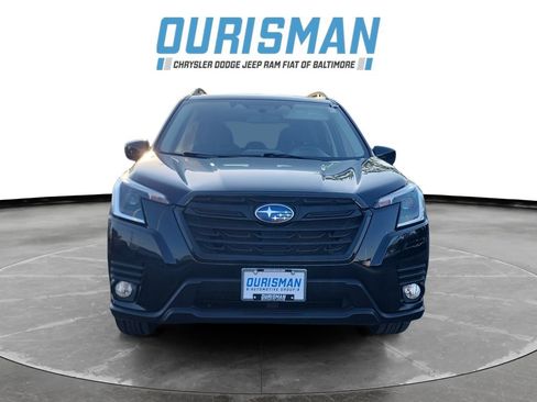 Used 2023 Subaru Forester Premium AWD/4WD image 8