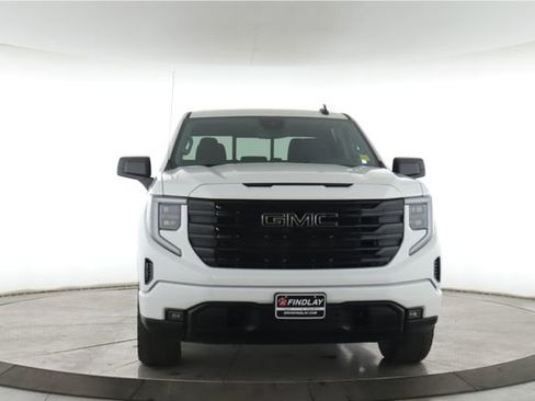 Used 2024 GMC Sierra 1500 Elevation w/ Preferred Package image 9