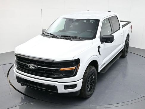 New 2025 Ford F150 XLT w/ Equipment Group 302A MID image 40