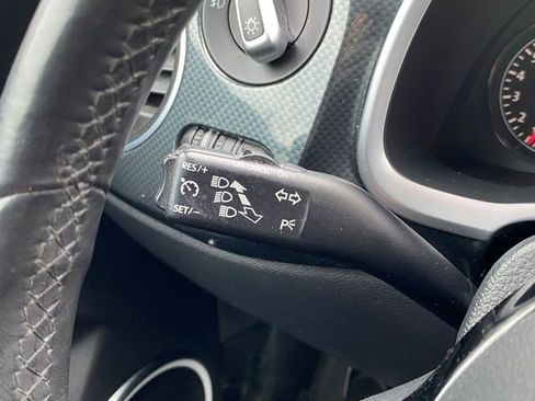 Used 2012 Volkswagen Beetle 2.0T image 28