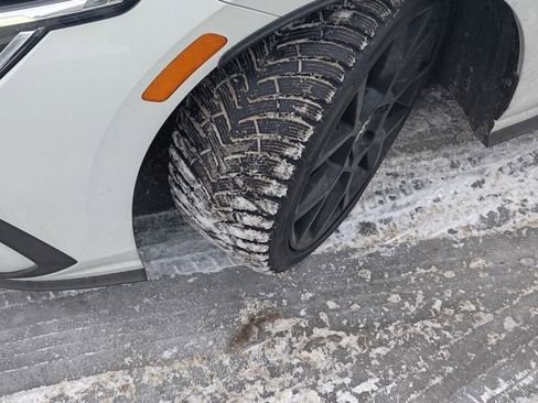 Used 2023 Volkswagen GTI 40th Anniversary Edition image 8