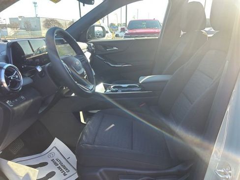 New 2026 Chevrolet Equinox LT FWD image 15