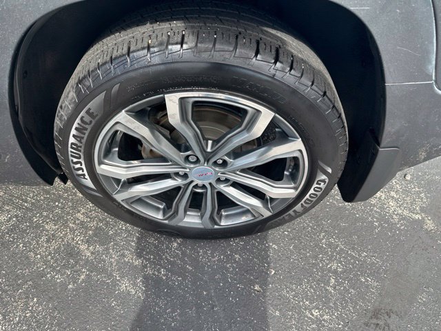 Used 2018 GMC Terrain Denali w/ Comfort Package AWD/4WD image 25