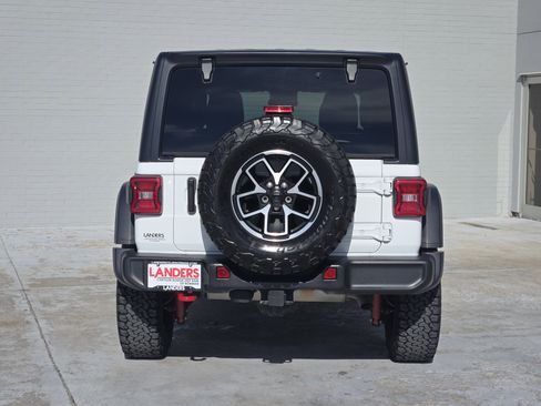 Used 2024 Jeep Wrangler Unlimited Rubicon image 7