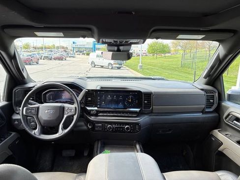 Used 2025 Chevrolet Silverado 2500 ZR2 w/ Technology Package AWD/4WD image 16