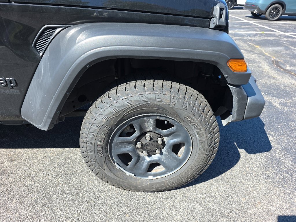 Used 2022 Jeep Wrangler Unlimited Sport AWD/4WD image 10