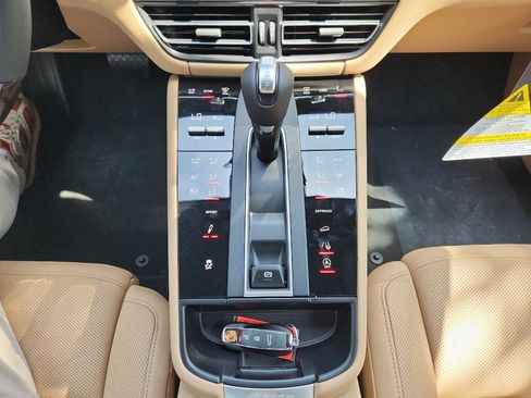 New 2026 Porsche Macan S image 69