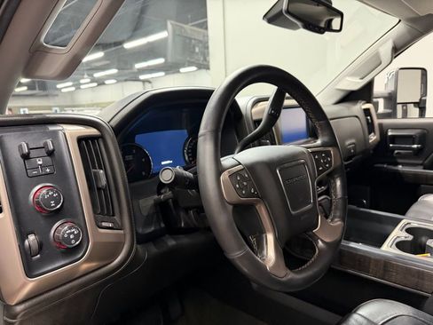 Used 2016 GMC Sierra 3500 Denali w/ Duramax Plus Package AWD/4WD image 26