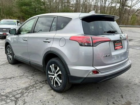 Used 2018 Toyota RAV4 LE w/ All Weather Liner Package image 6