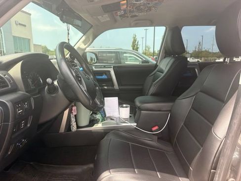 Used 2019 Toyota 4Runner SR5 AWD/4WD image 14