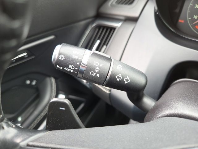Used 2018 Jaguar E-PACE R-Dynamic HSE AWD/4WD image 57