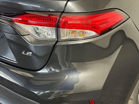 Used 2022 Toyota Corolla LE FWD image 33