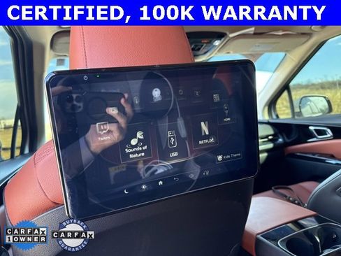 Certified 2024 Kia Carnival SX Prestige image 10
