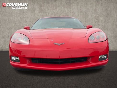 Used 2012 Chevrolet Corvette Coupe w/ 2LT Preferred Equipment Group RWD image 2