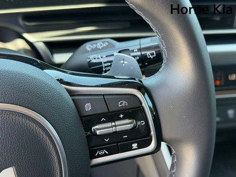 New 2026 Kia Carnival LXS FWD image 13