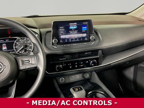 Certified 2023 Nissan Rogue S FWD image 9