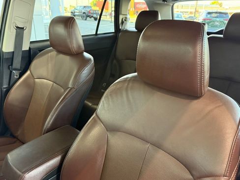 Used 2013 Subaru Outback 2.5i Limited w/ Special Appearance Pkg image 22