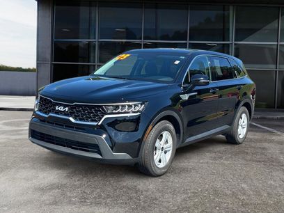 Used 2023 Kia Sorento LX