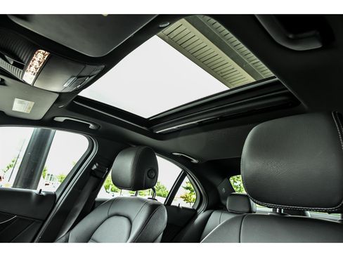 Used 2020 Mercedes-Benz C 300 4MATIC Sedan image 13