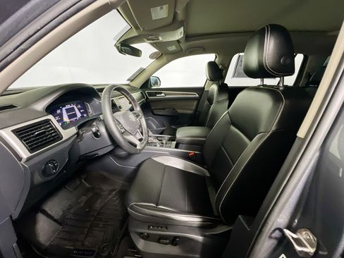 Used 2022 Volkswagen Atlas SEL image 13