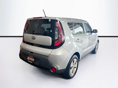 Used 2014 Kia Soul FWD image 6