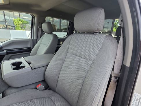 Used 2018 Ford F150 XLT w/ Equipment Group 302A Luxury AWD/4WD image 34