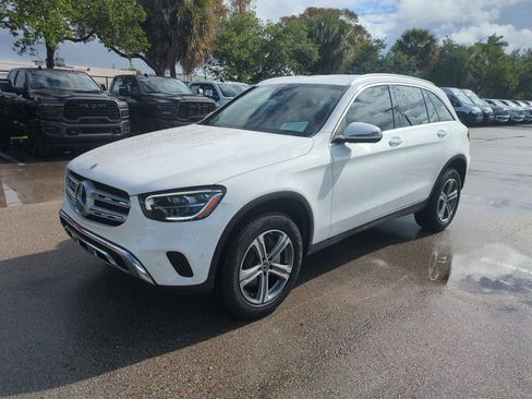 Used 2022 Mercedes-Benz GLC 300 4MATIC image 10